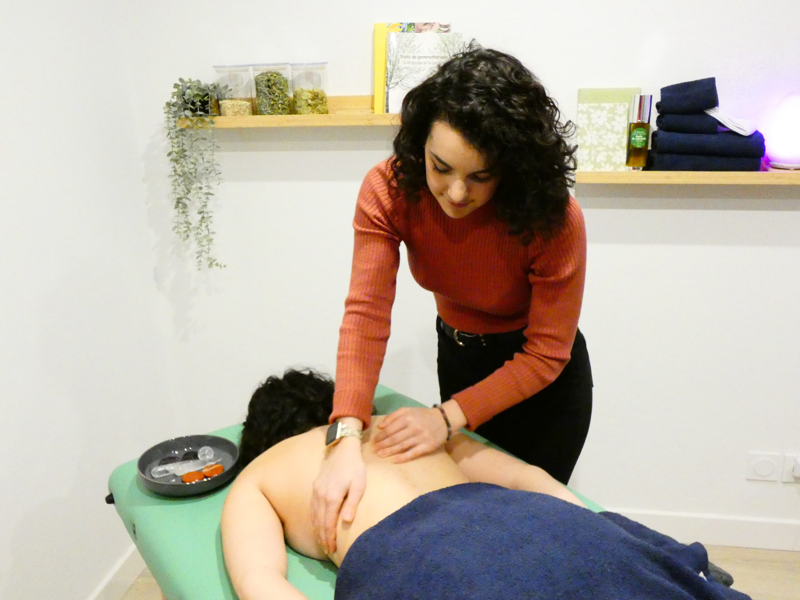 Séances modelages - Théa Andrieu - naturopathe réflexologue plantaire - savenay pontchateau